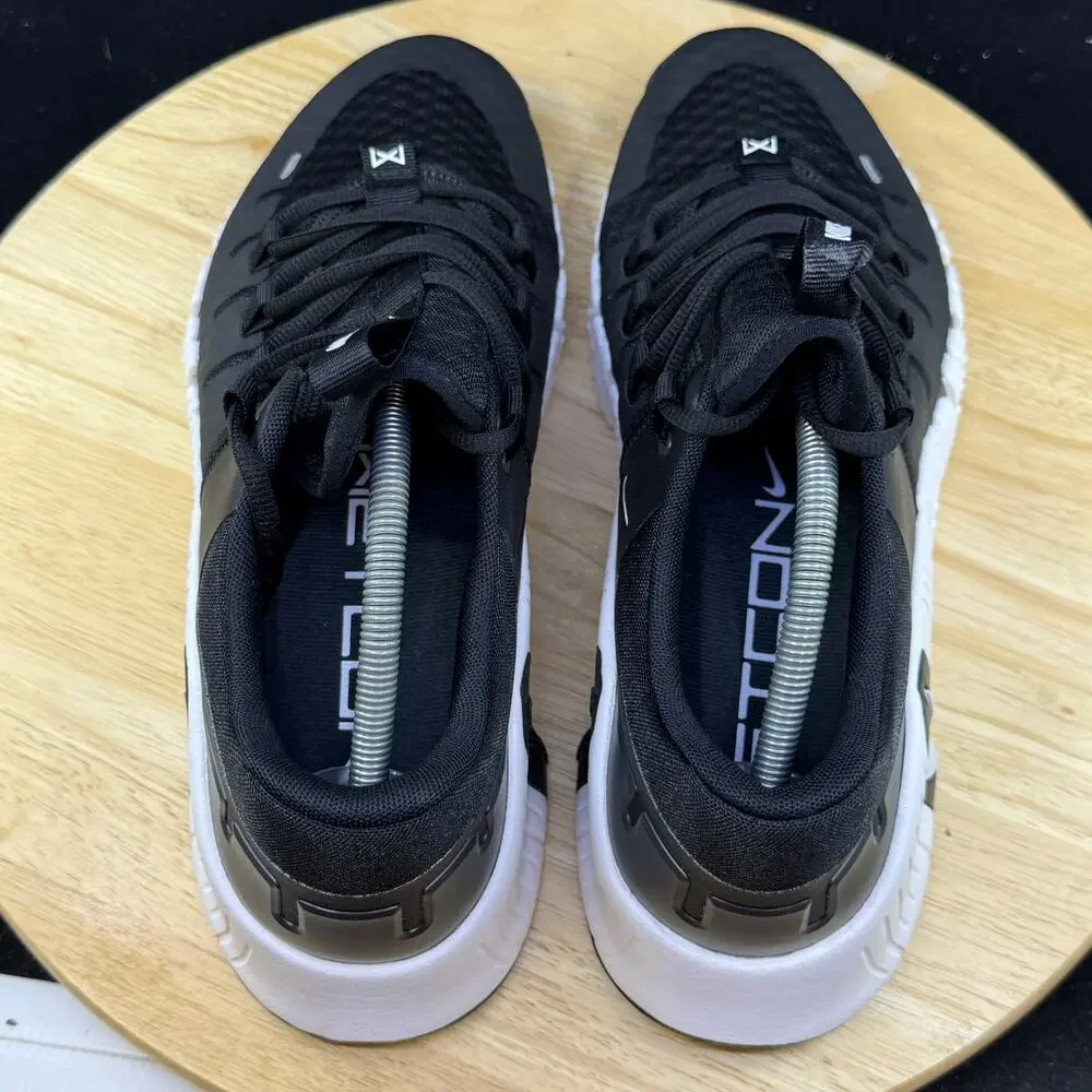 Nike Free Metcon 5 Black White Workout Shoes DV3949-001 Men’s Size 10.5 NEW